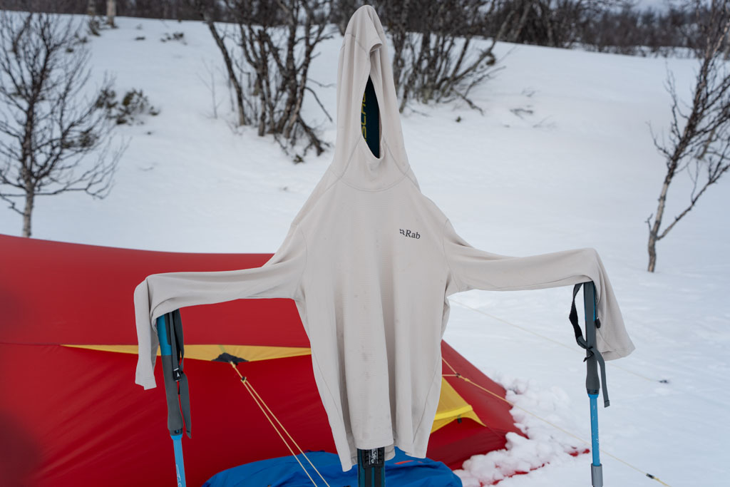 sun hoody rab force